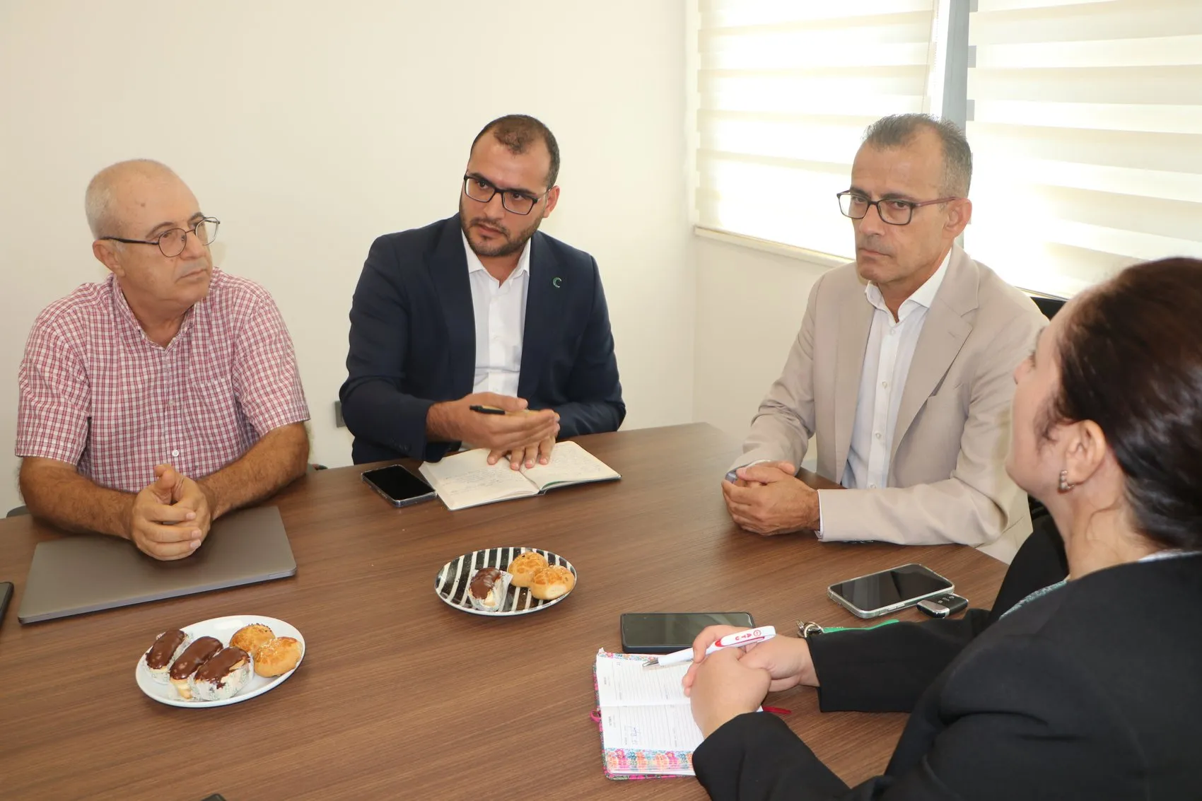 Adana'da Umut Veren Girişim: Maskenizi Takın, Kimliğinizi Gizleyin ve Hayatınızı Geri Kazanın