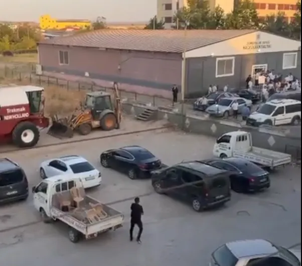 Düğün eğlencesi kana bulandı: Kardeşini korumak isterken dehşet saçtı