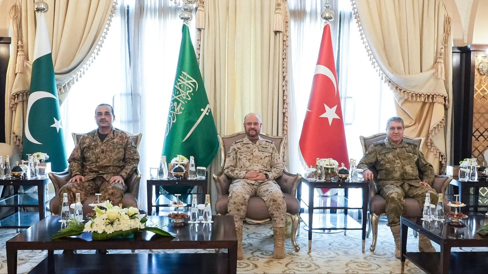 Mekke Ortak Savunma Anlaşması için Riyad'da kritik zirve