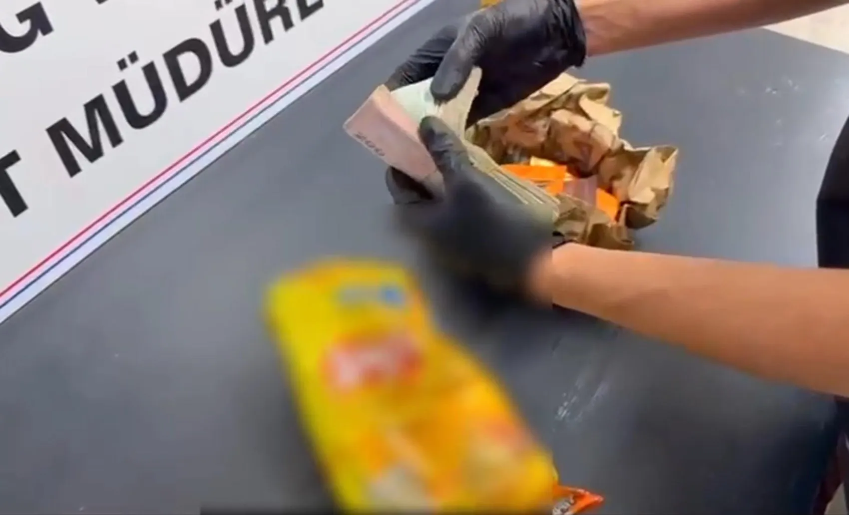 Tekirdağ'da zehir tacirlerinin cips paketi oyunu polise takıldı