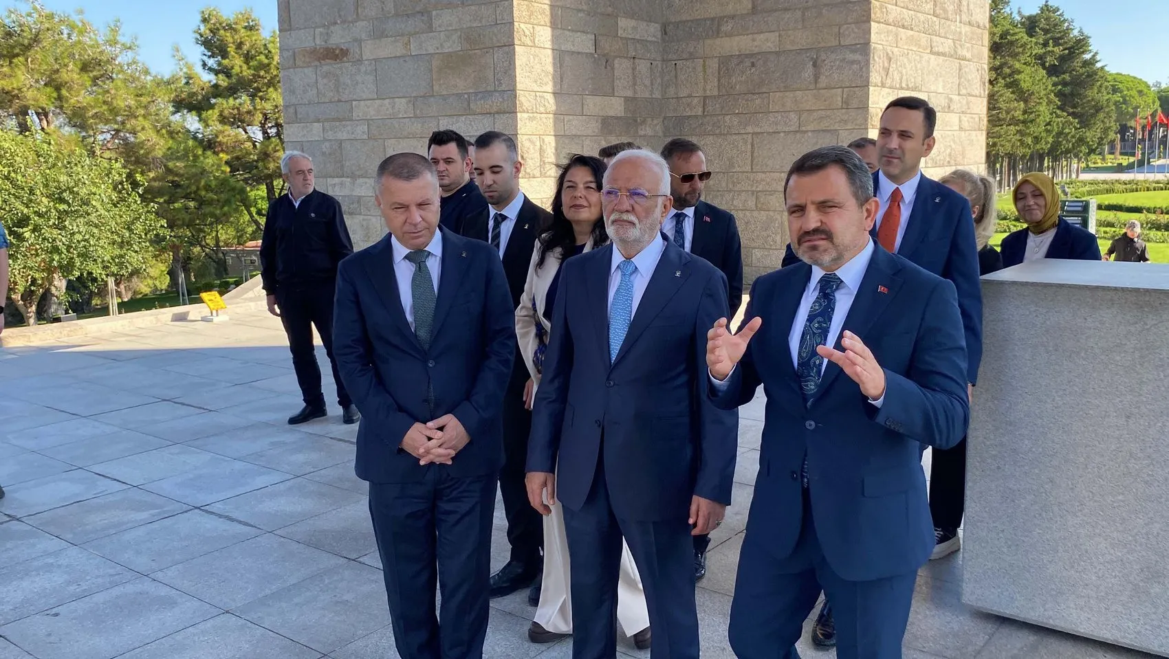 Mustafa Elitaş'tan Çanakkale mesajı: İç cepheyi güçlendirmenin anahtarı bu topraklarda gizli