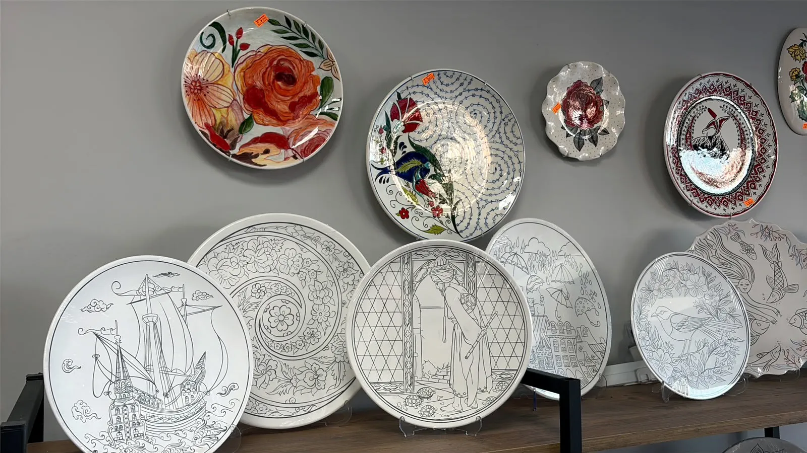 86 yaşında demansa meydan okuyan sanat: Çiniyle hayata yeniden tutundu