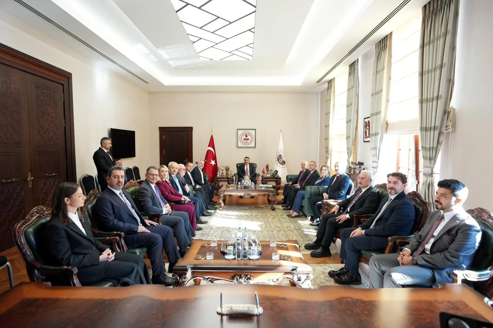 Eğitimde tarihi başarı: Türkiye OECD ülkeleri arasında zirveye yerleşti