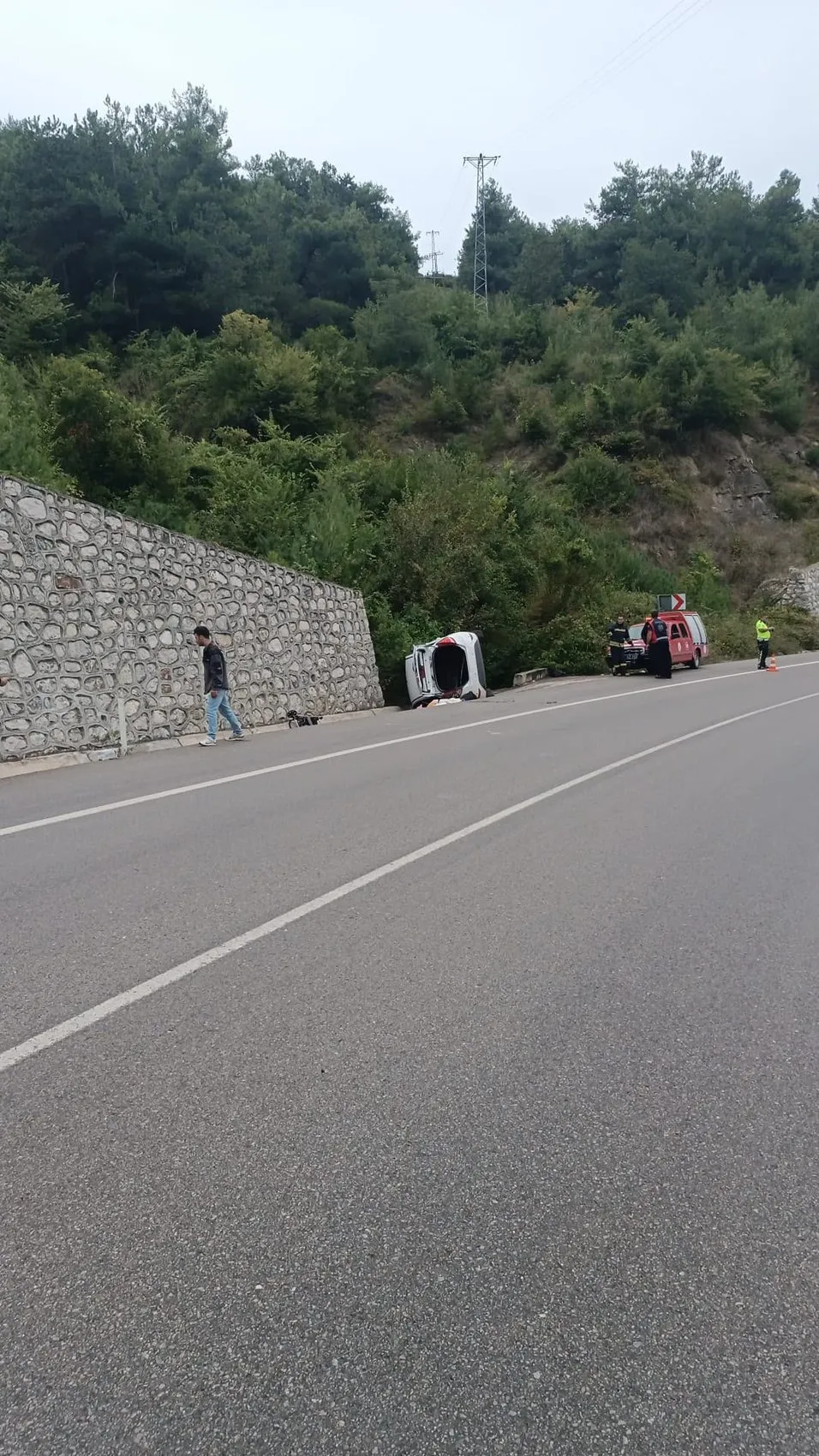 Amasra yolunda yürek yakan kaza: Müzik öğretmeni anne hayatını kaybetti