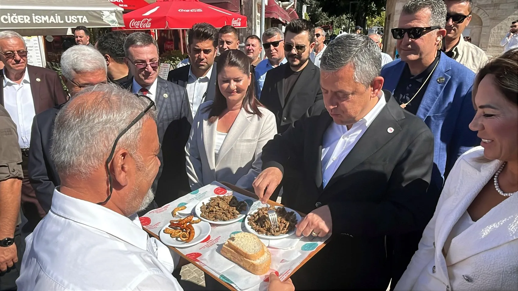 Yeni Parti'den otoyol hamlesi: İhaleye girecek firmalara iktidar uyarısı