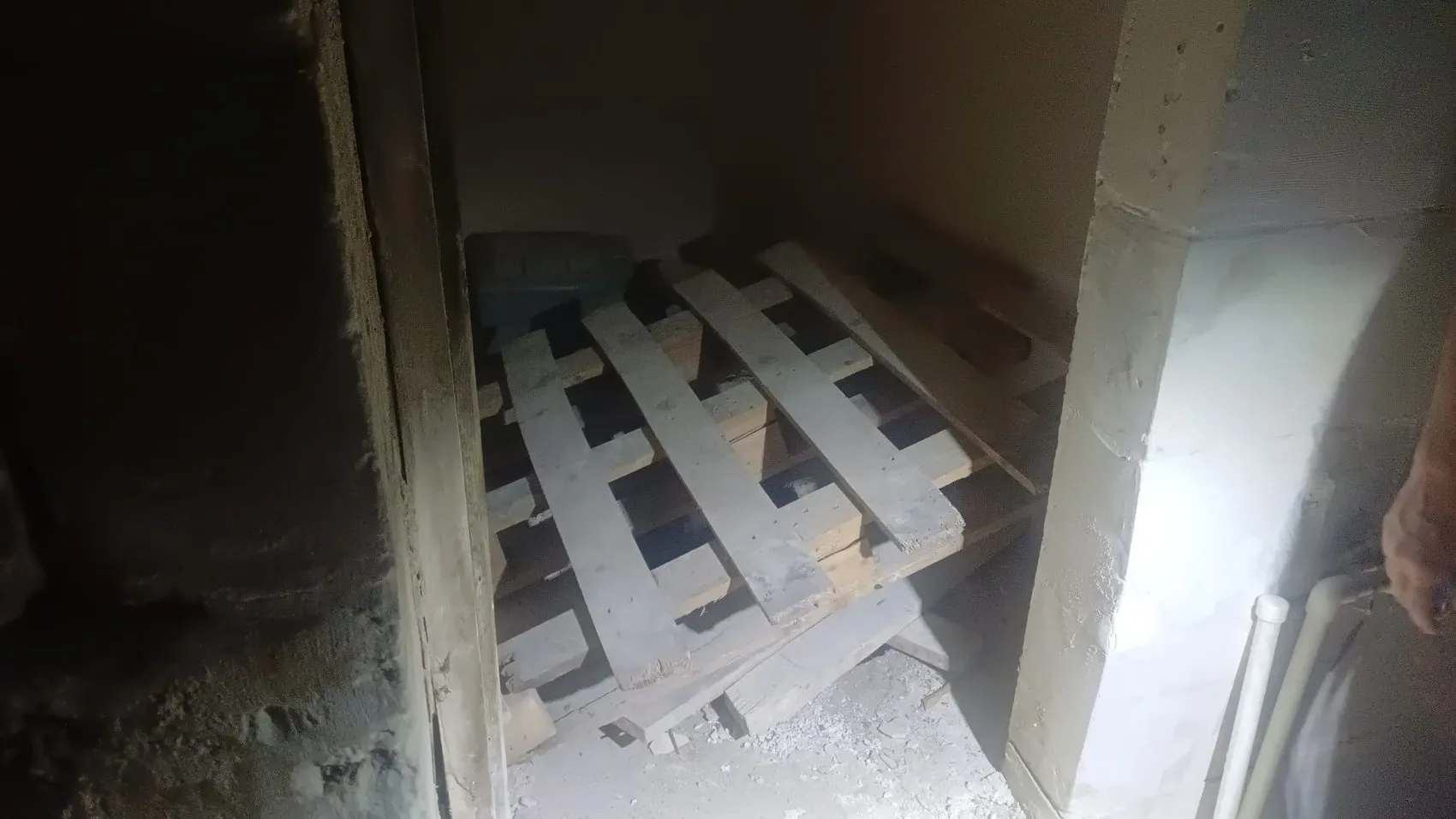Kilis'te korku dolu gece: Oyun oynarken kuyuya düşen çocuk ekipleri alarma geçirdi