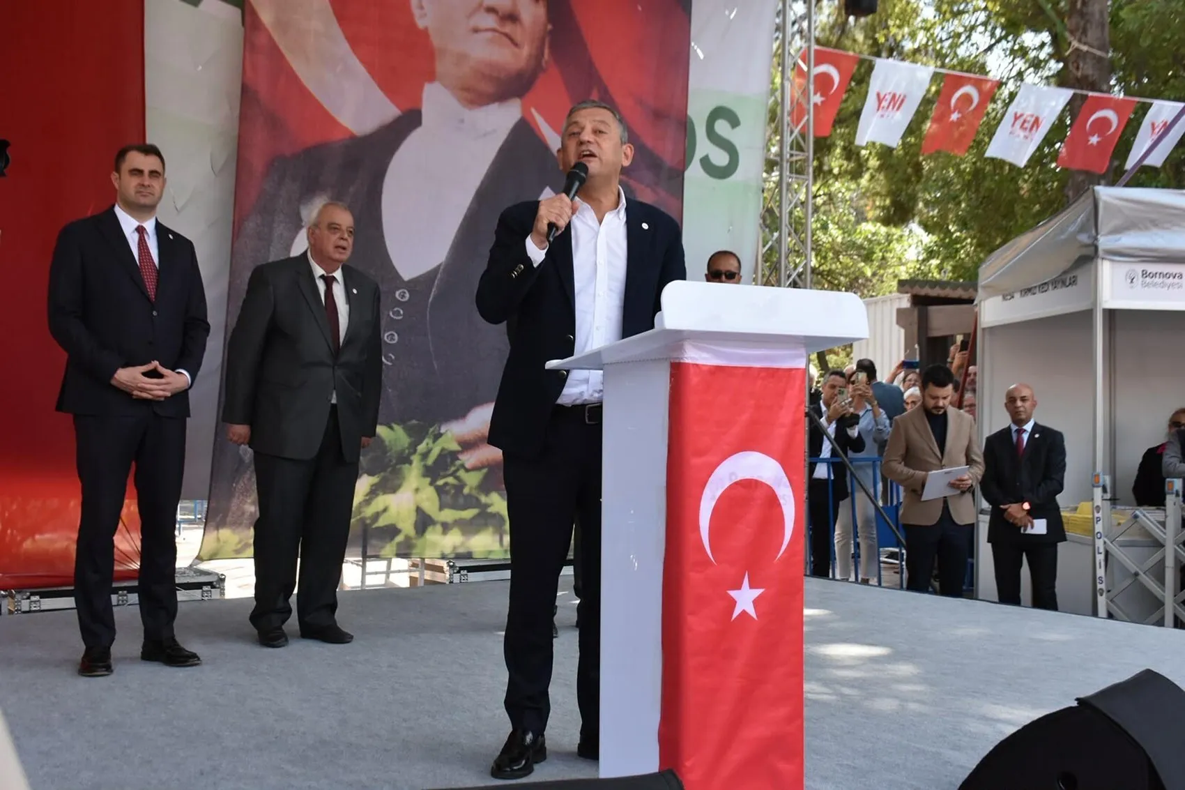 Özgür Özel'den koltuk resti: İktidar yolunda başarısız olursam bir dakika durmam