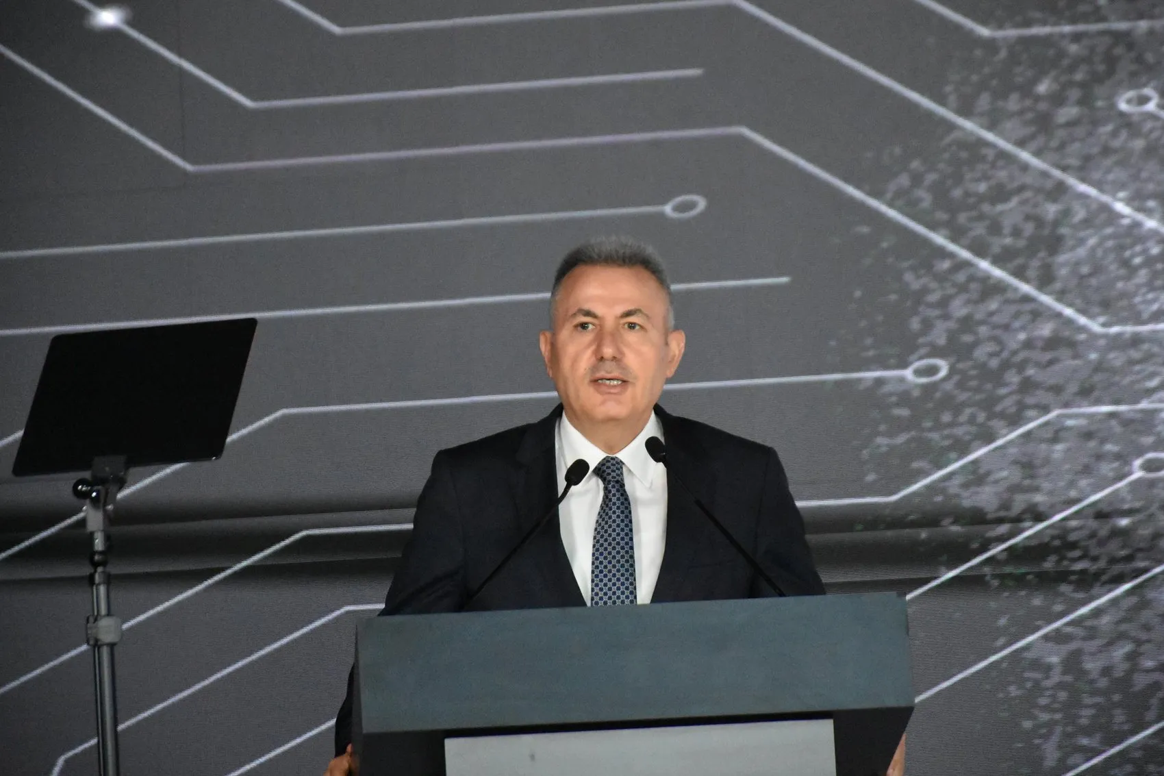 Ege'nin dijital kalesi İzmir'de yükseldi: 300 milyon dolarlık dev yatırım