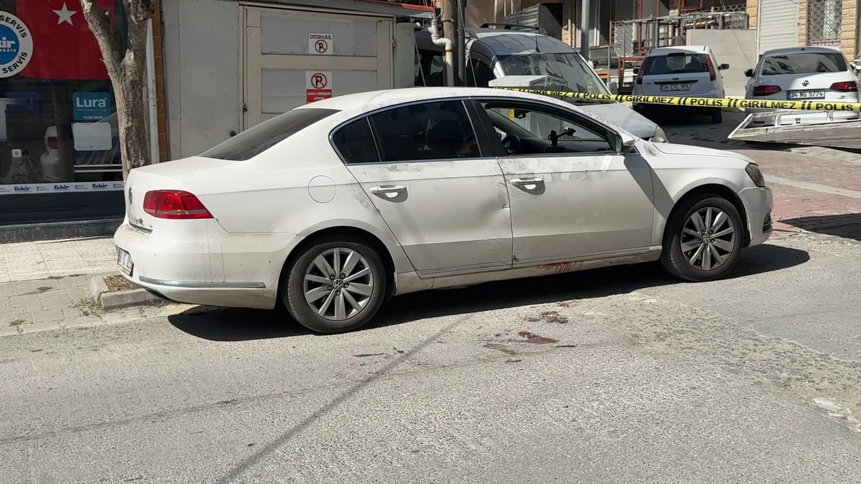 Avcılar'da trafikte dehşet anları: Motosikletli saldırgan dehşet saçtı