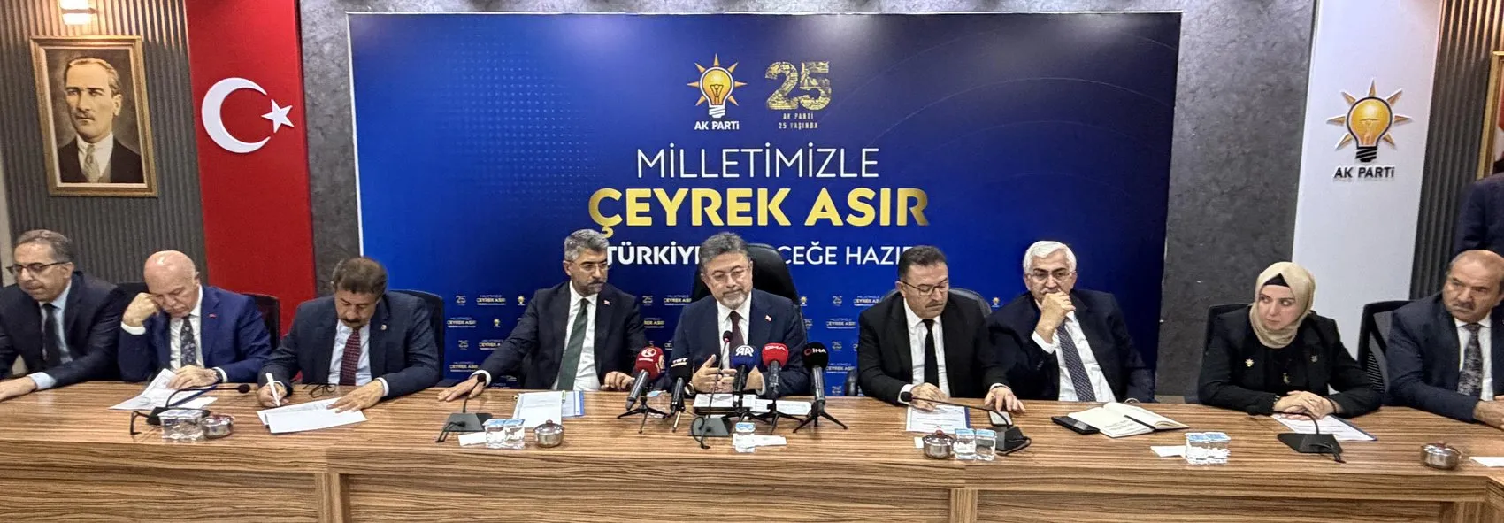 Bakan Yumaklı'dan Erzurum'da vizyon mesajı: Gençlerimizi gurbete değil, toprağına bağlıyoruz