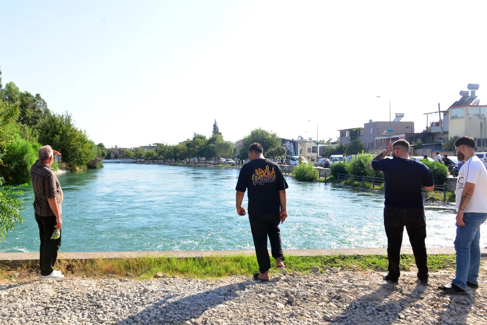 Adana'da kanalda can pazarı: Akıntıya kapılan kişi için seferberlik