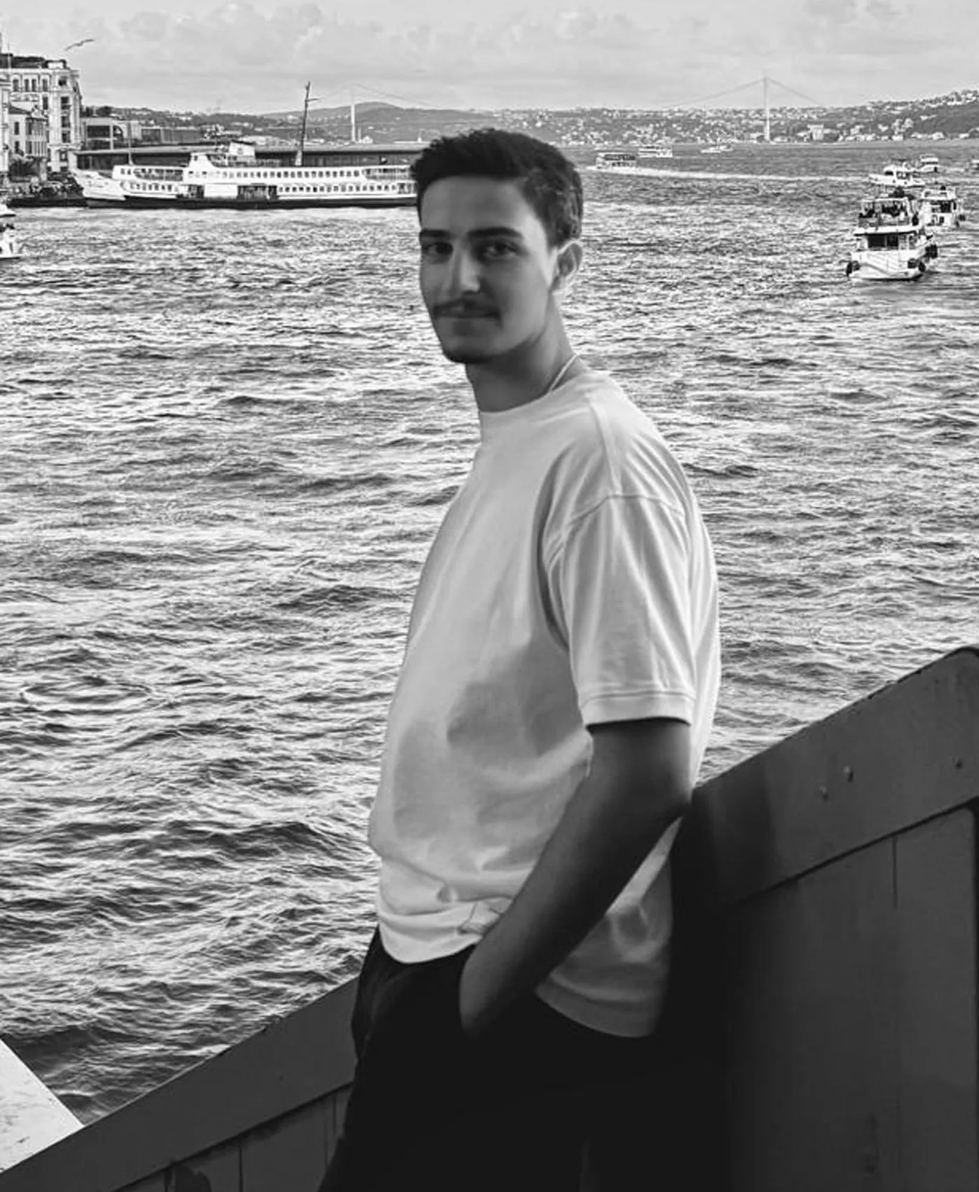 Mutlu bir günün ardından gelen acı haber: Nişan çekiminden dönen üç arkadaş şarampole yuvarlandı
