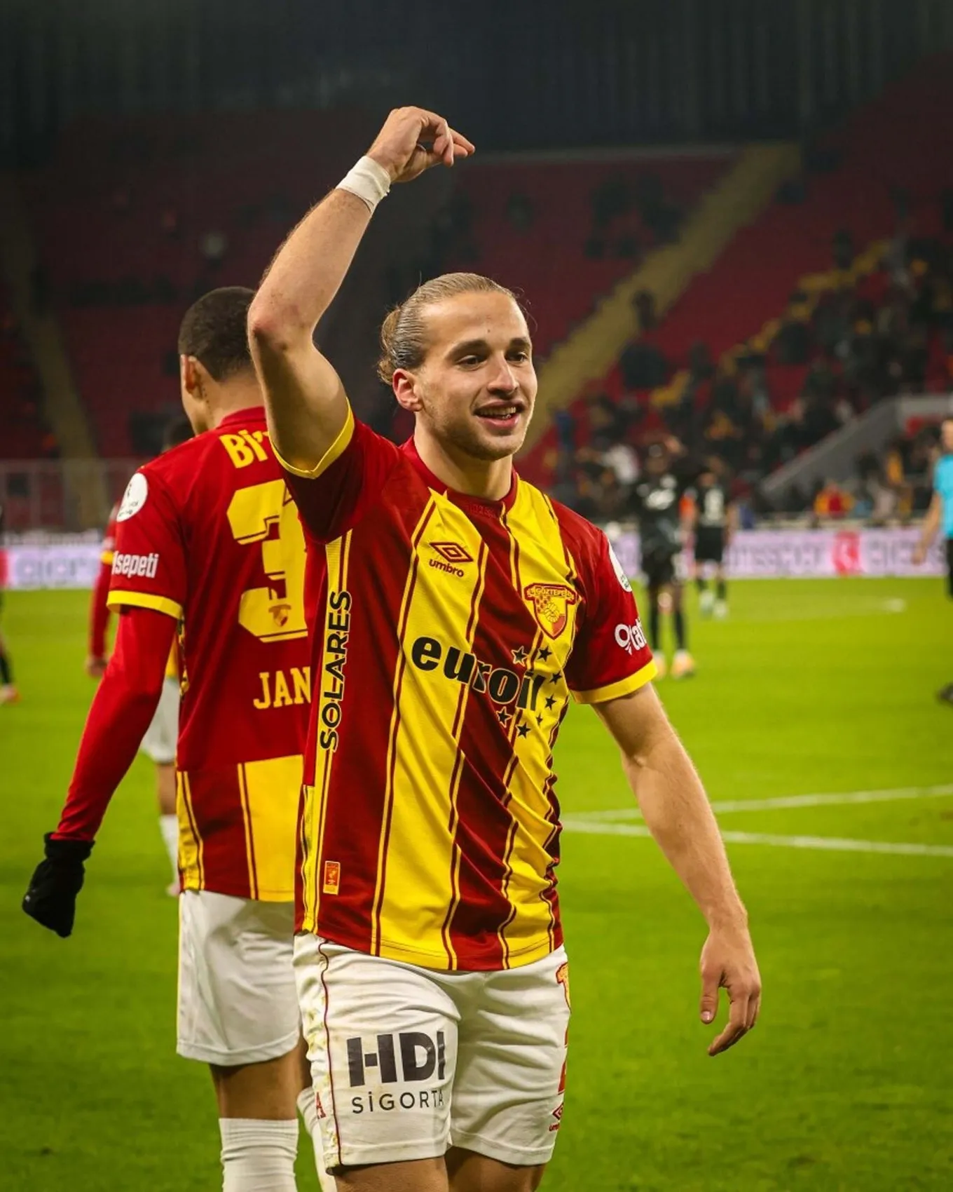 Göztepe'de transfer trafiği hızlandı: Arda Okan için dev bonservis pazarlığı