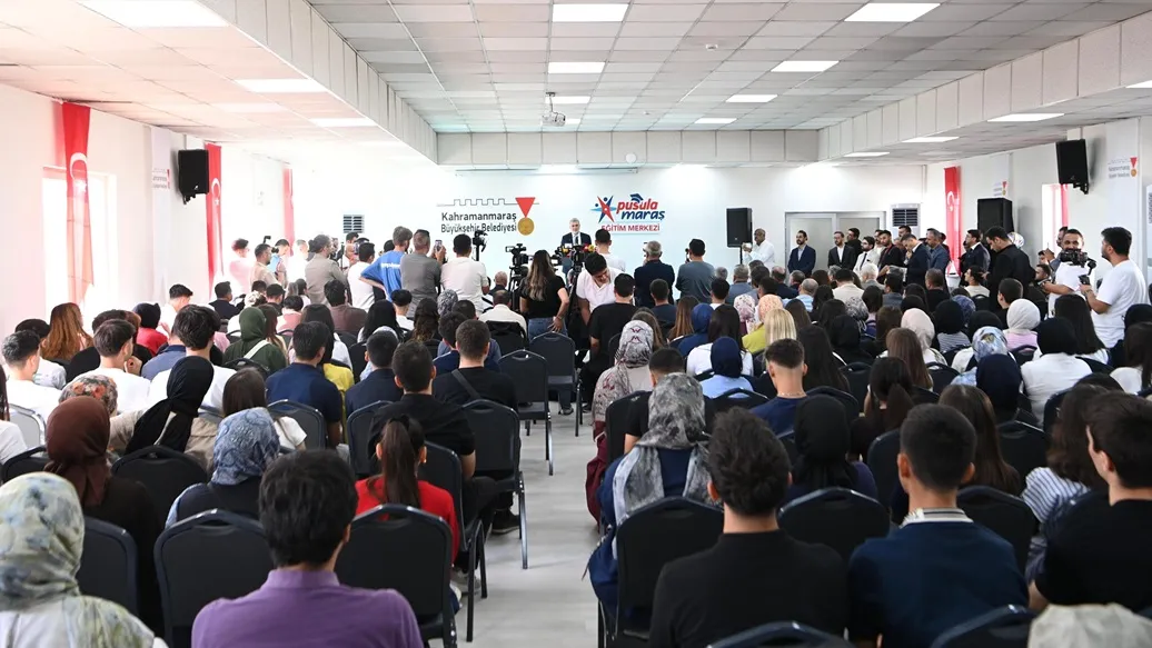 Kahramanmaraşlı Gençlerin Gelecek Rotası Pusula Maraş ile Çiziliyor