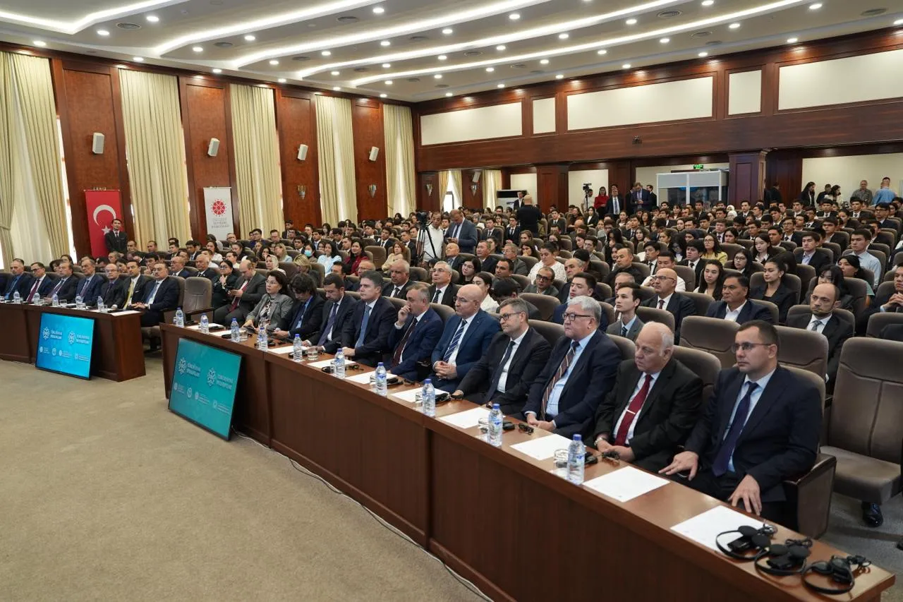 Ankara Zirvesi'ne Giden Yol: Türk Dünyası Taşkent'te Ortak Geleceği İnşa Ediyor