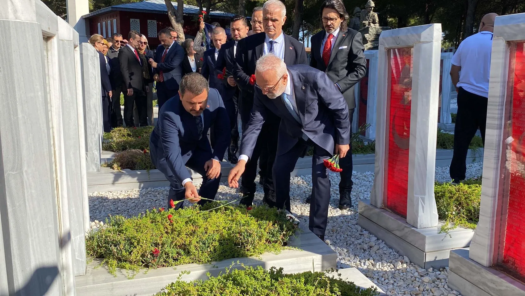 Mustafa Elitaş'tan Çanakkale mesajı: İç cepheyi güçlendirmenin anahtarı bu topraklarda gizli