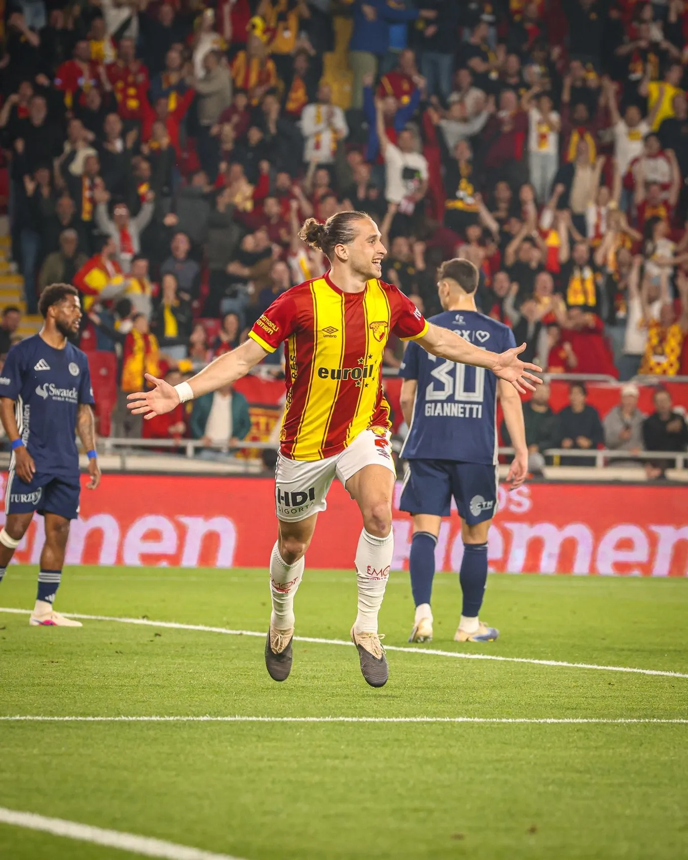 Göztepe'de transfer trafiği hızlandı: Arda Okan için dev bonservis pazarlığı