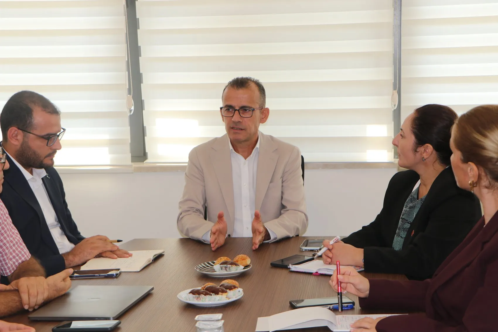 Adana'da Umut Veren Girişim: Maskenizi Takın, Kimliğinizi Gizleyin ve Hayatınızı Geri Kazanın