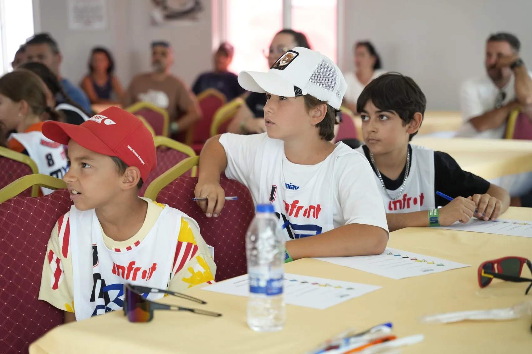 Afyonkarahisar'da pistin geleceği şekilleniyor: Genç yetenekler dünya sahnesine hazırlanıyor