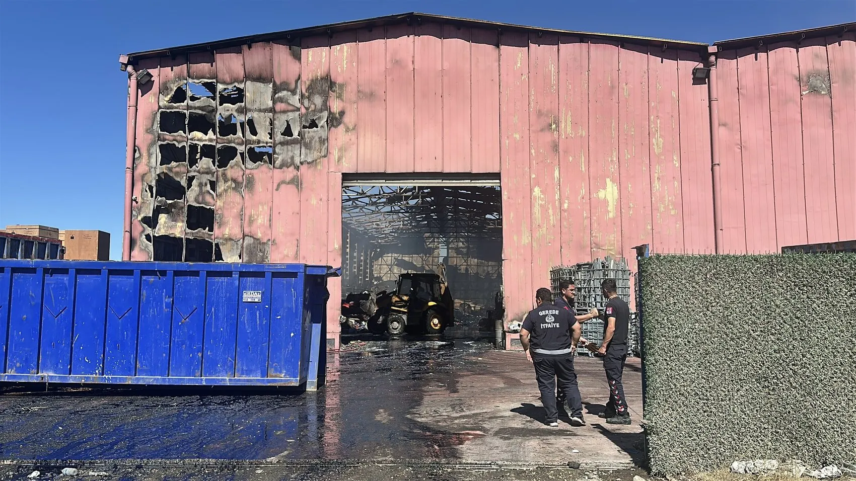 Gerede'deki sanayi yangınında gün ağarınca dehşetin boyutu gözler önüne serildi