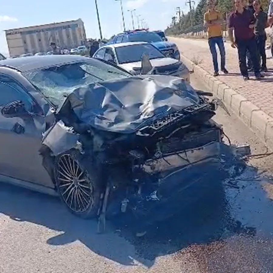 Elazığ yolunda dehşet anları: İkiye bölünen araçtan acı haber geldi