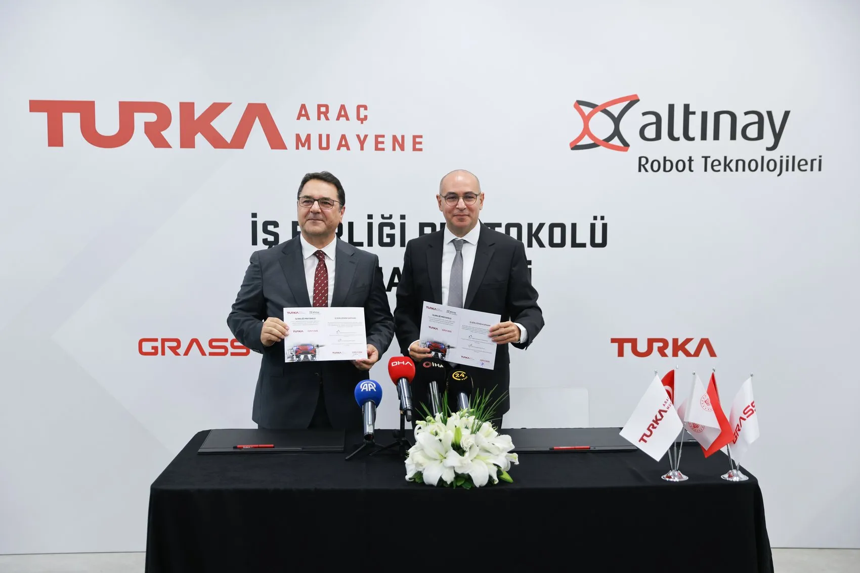 Araç muayenesinde robotik devrim: TURKA ve Altınay'dan yerli teknoloji hamlesi