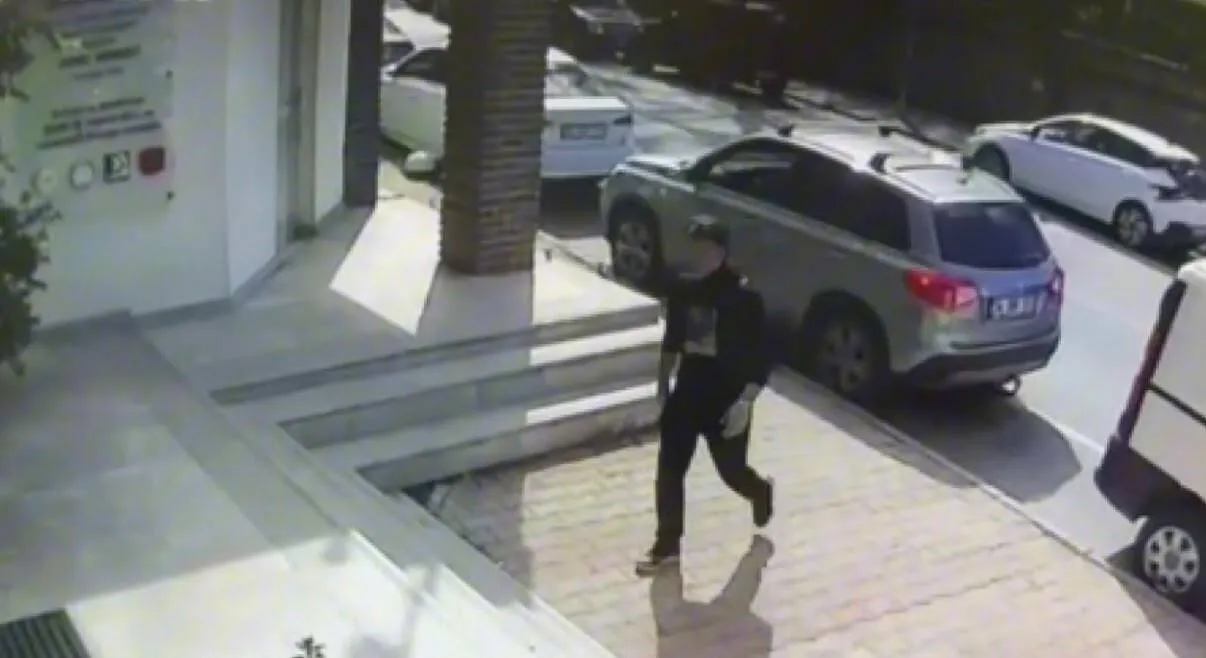 Sendika binasında dehşet anları: Görev talebi silahlı saldırıya dönüştü