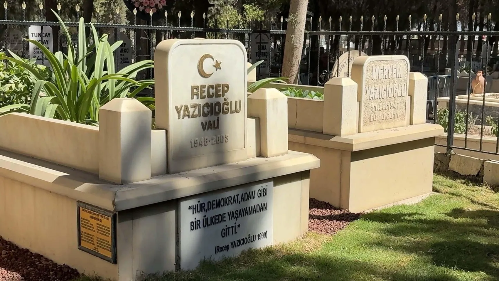 Süper Vali Recep Yazıcıoğlu 23 yıl sonra Söke'de dualarla anıldı