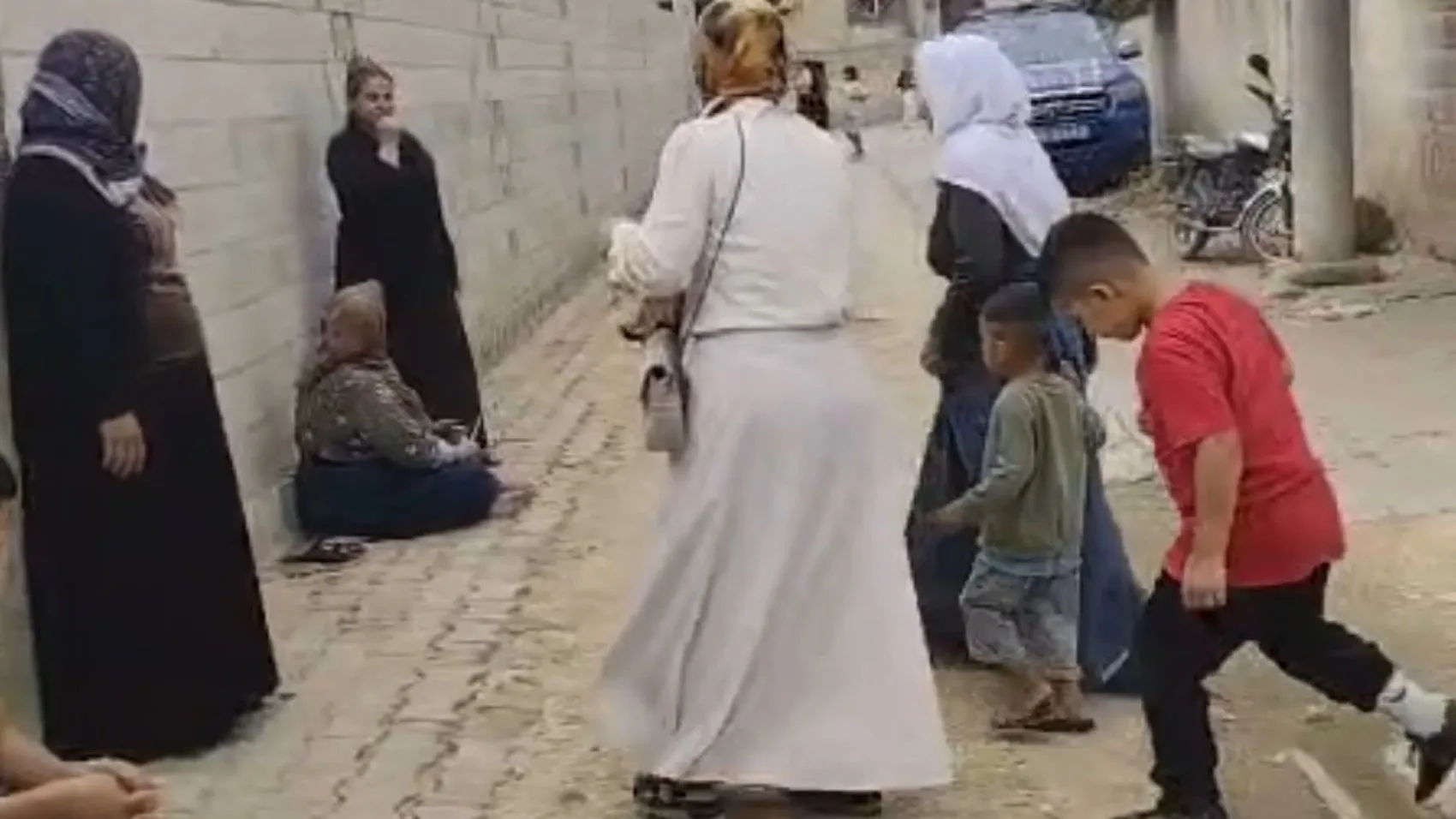 Suruç'ta dehşet anları: Eve giren dört kadın ev sahibini bağlayıp altınları çaldı