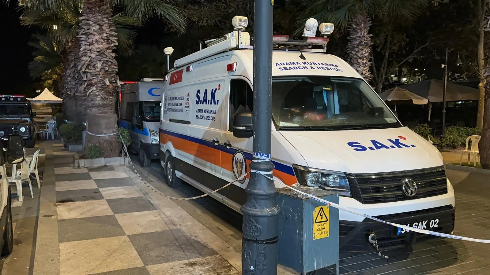Marmara'nın karanlık sularında 24 saatlik umut nöbeti: 10 denizciden hala haber yok