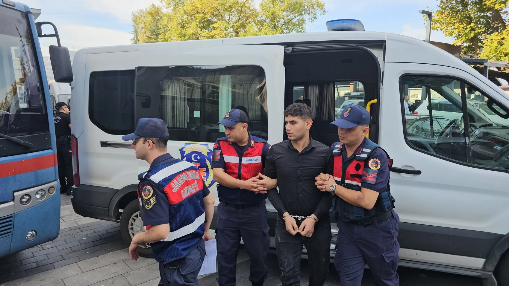 Sosyal medya takibiyle başlayan husumet kanlı bitti: Asker eğlencesinden cinayet sanıklığına