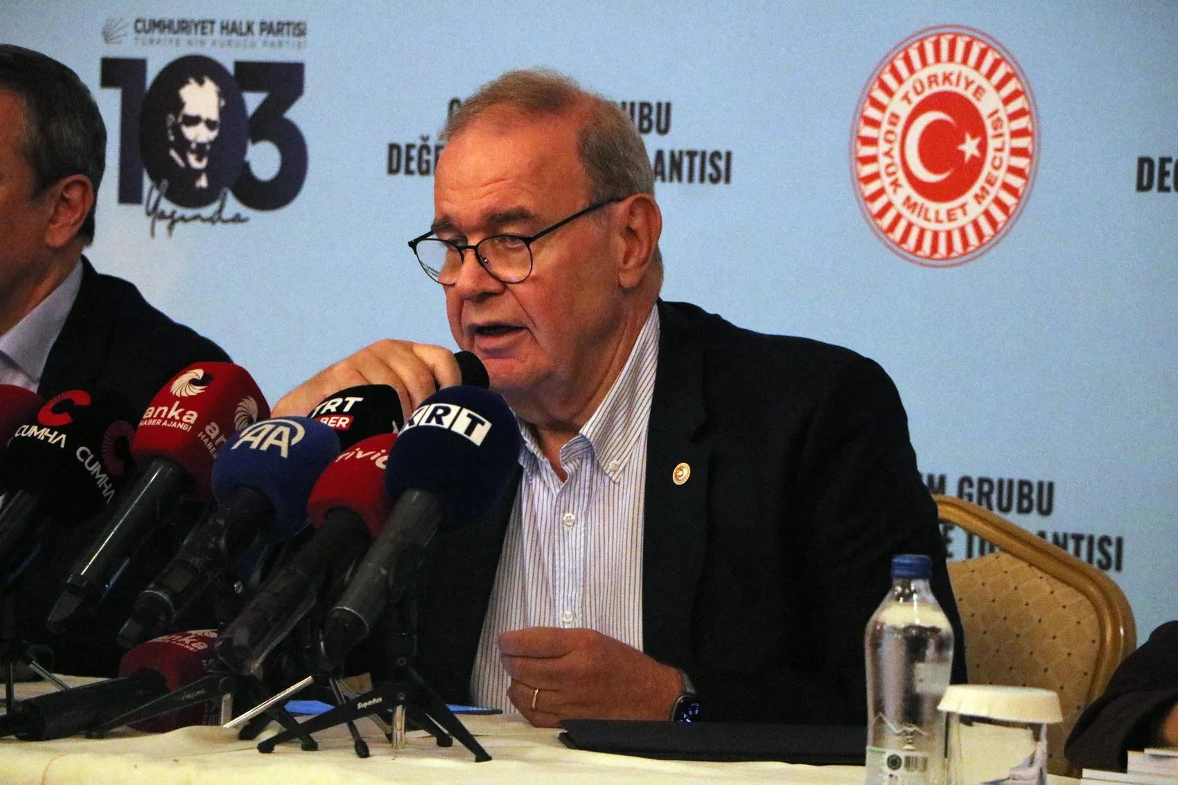 CHP'den Abant'ta kritik zirve: Fon vurgununda şeytan üçgeni iddiası
