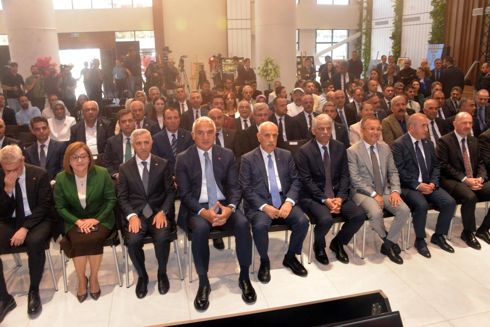 Deprem bölgesinde 34 milyarlık ihya seferberliği: Tarihi doku küllerinden doğuyor