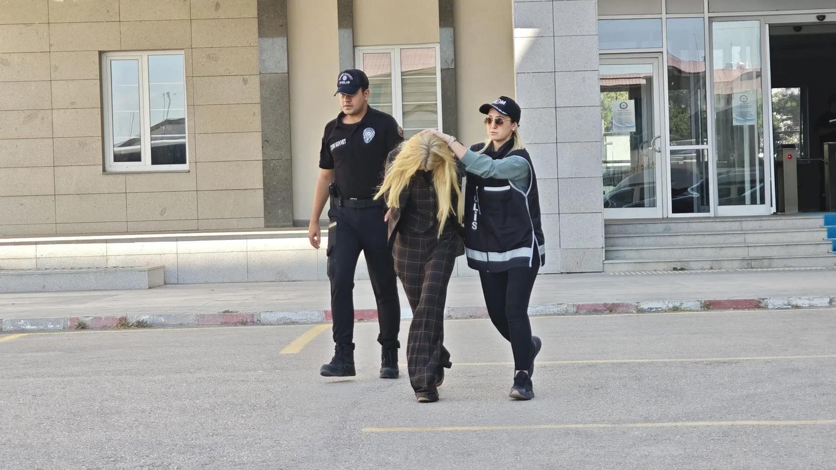 Düğün görüntüleri sonrası başlayan soruşturmada Çağla Öz Tançalan adliyede