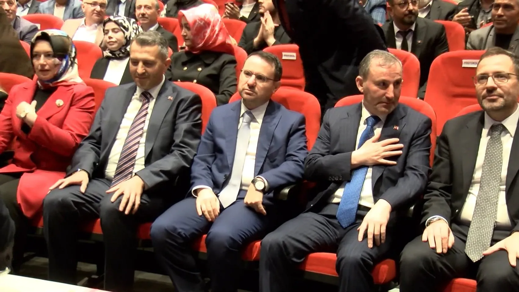 Adalet Bakanı Gürlek'ten suç örgütlerine net mesaj: Hukukun demir yumruğu üzerinizde