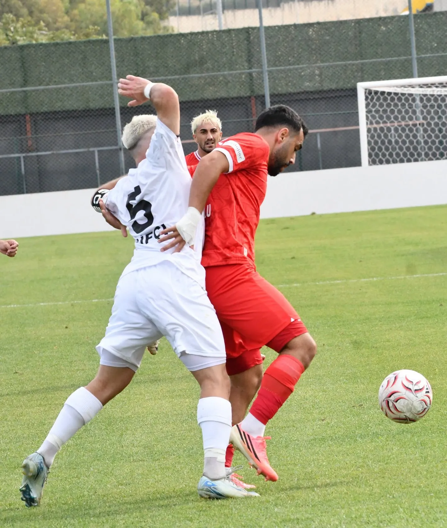 Balıkesirspor'dan Aliağa'da gövde gösterisi: Zirve takibinde hata yok